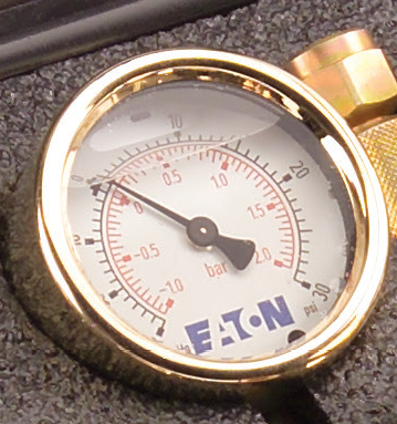 FF14799 Hansen® by Danfoss | Pressure Gauge | 1/4" Male NPT | (-)30 in/Hg - 30 psi | Nickel Plated Steel