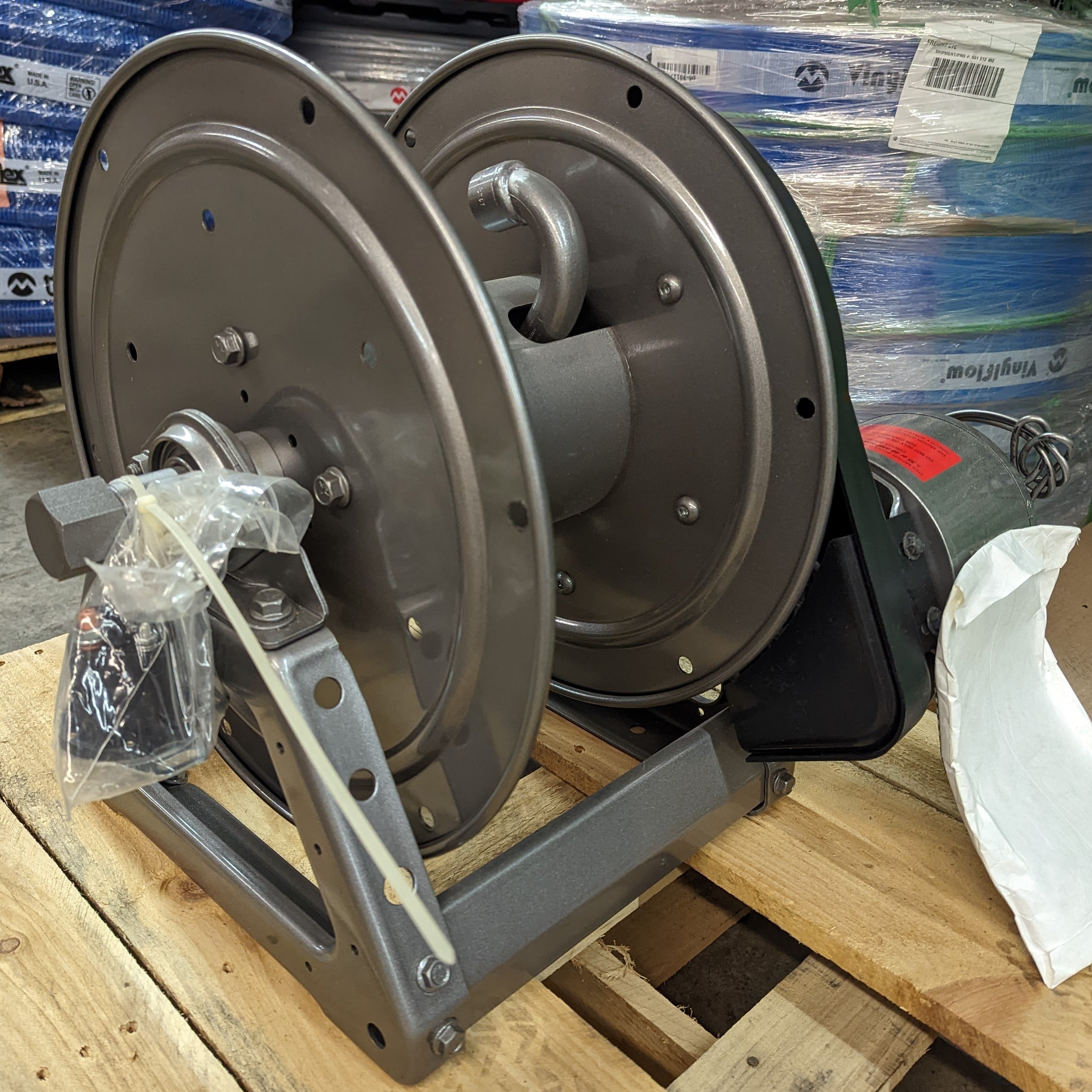 E1816-17-18 by Hannay | #23-16 | 1800 Series | Electric Powered Rewind Reel Left Feed | 12 Volt DC